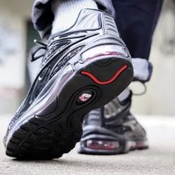 Skepta X Nike Air Max Deluxe SK -Nike Trainers, Footwear & Clothing shop Air Max Deluxe Skepta AQ9945 001 Black 8