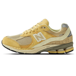 AURALEE X New Balance 2002R 'Sand'